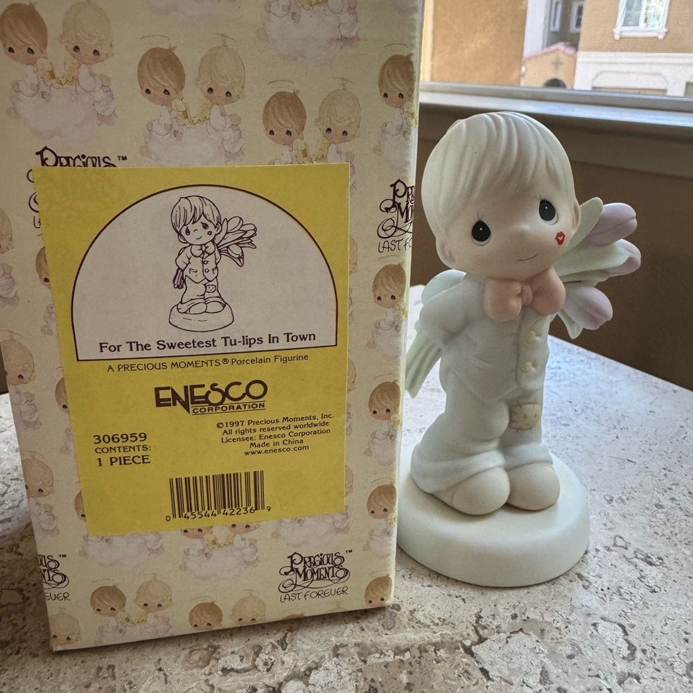 precious moment figurine - Picture 3 of 3